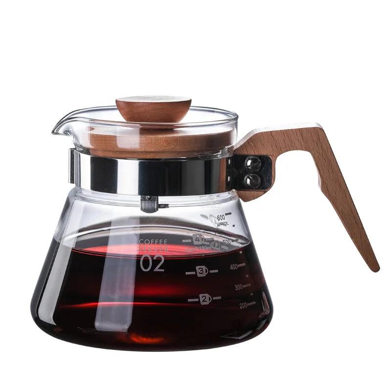 glass-pitcher-with-wooden-handle-coffeezo.jpg